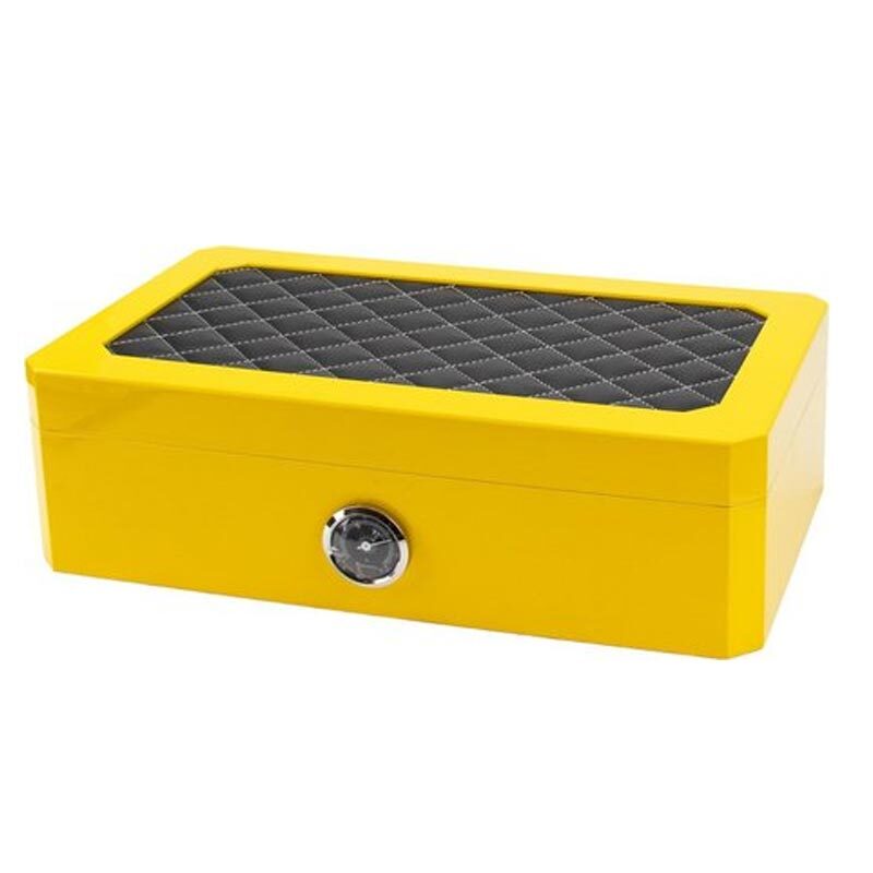 fechado-Humidor-lacado-amarelo-piano Humidor Lacado Amarelo Piano Couro Preto e Branco - Image 1