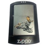 ZIPPO - Salto de Karatê