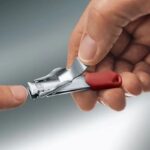 VICTORINOX Nail Clipper 8.2050.B1 Vermelho - Image 4