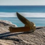 Opinel Pin Emblema Faca